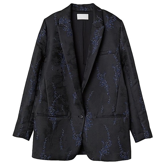 Oversized Single Breast Blazer size small - Picture 13 of 13